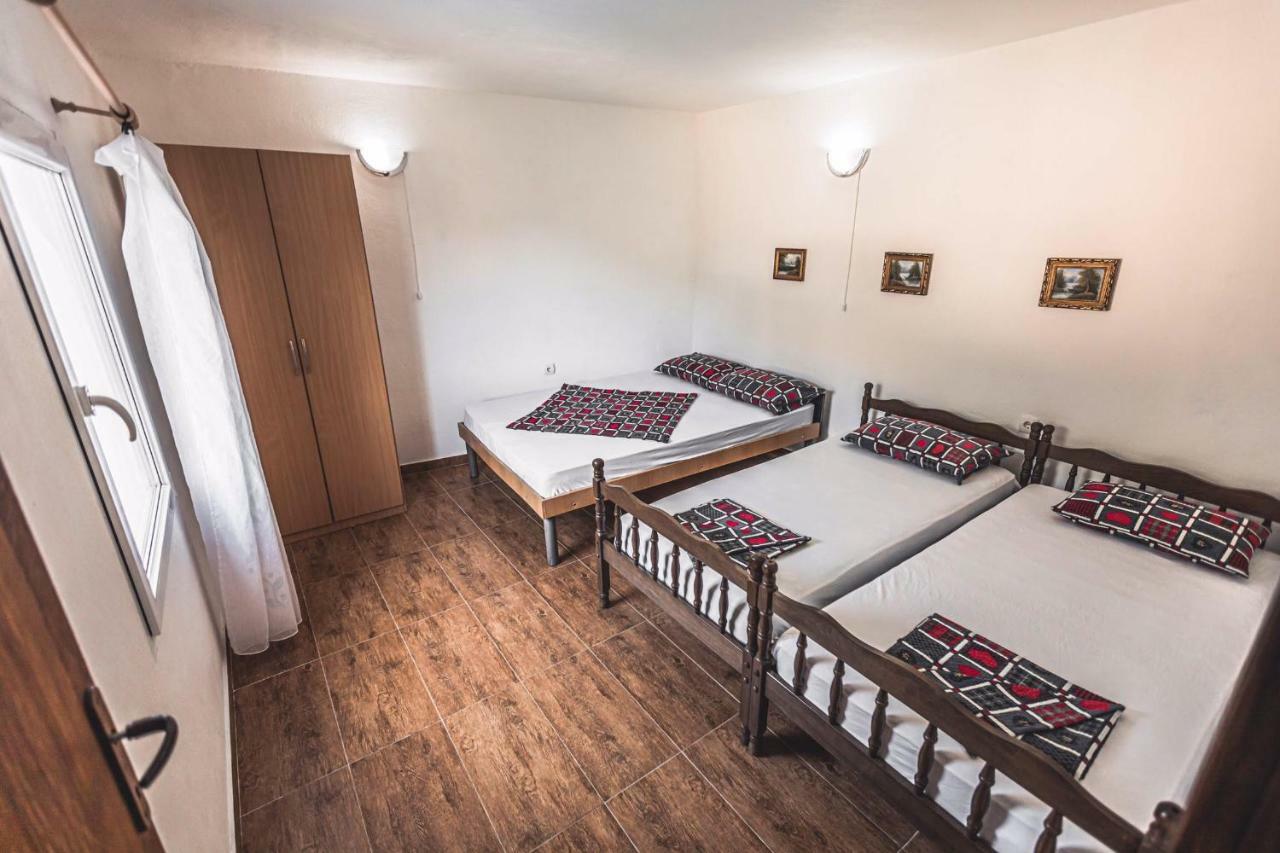 Apartments Ljujic Kruče Exterior foto